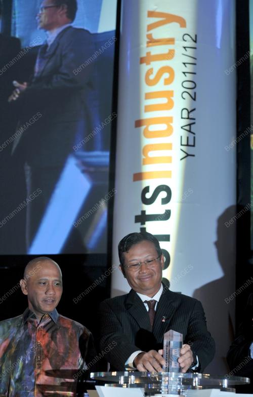 DATUK SERI AHMAD SHABERY CHEEK