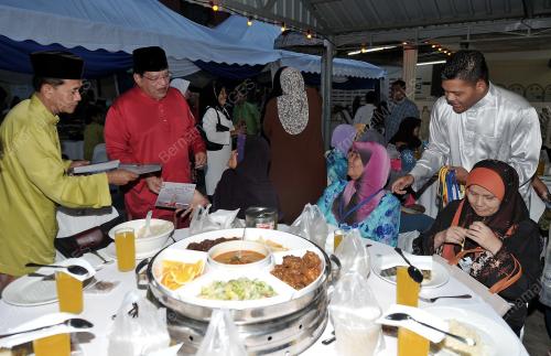KL09_28072013_BUKA_PUASA