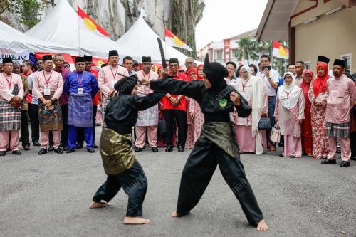 DATUK SERI MOHAMED KHALED NORDIN