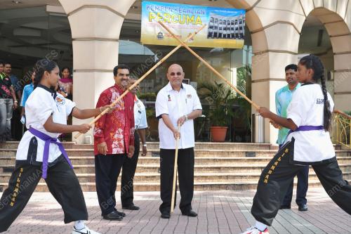 KL09_29042012_SILAMBAM