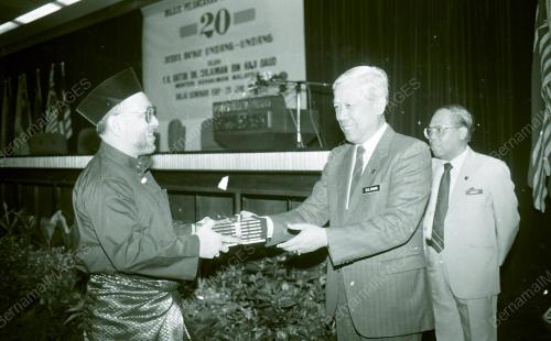 KL09_290690_PELANCARAN