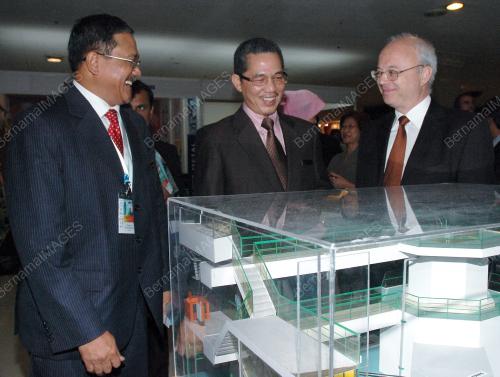 FADILLAH YUSOF