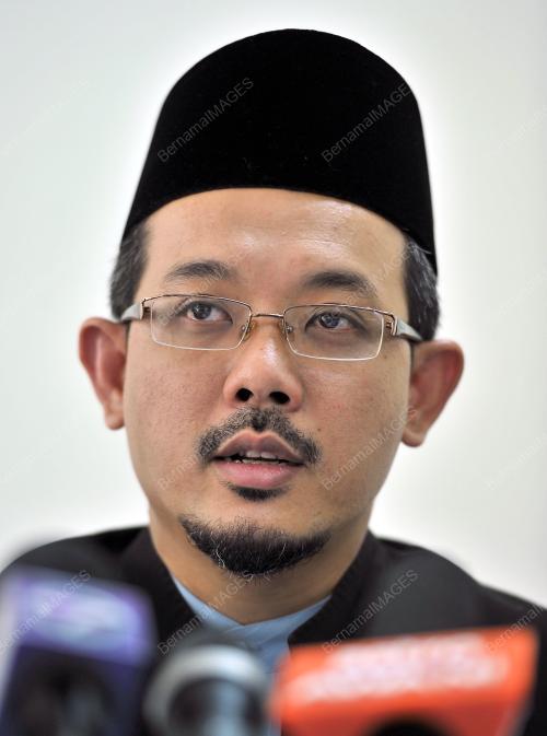 DR YUSRI MOHAMAD
