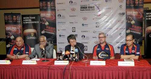 KL09_29082012_RUGBI