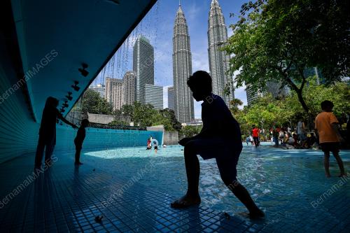 CUTI UMUM TAHUN BAHARU CINA