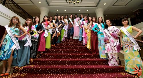 KL09_30052013_MISS_TOURISM_2013