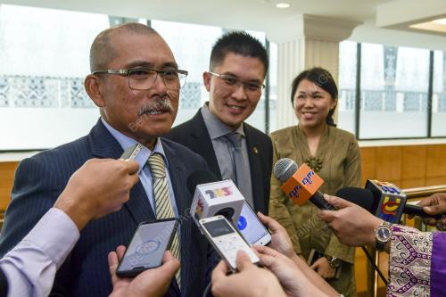 KL09_30082018_PARLIMEN