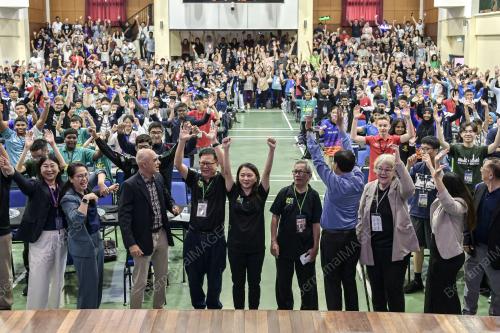 HANNAH YEOH