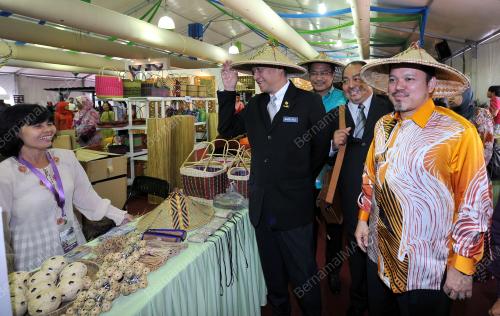 KL09_30092013_NAZRI