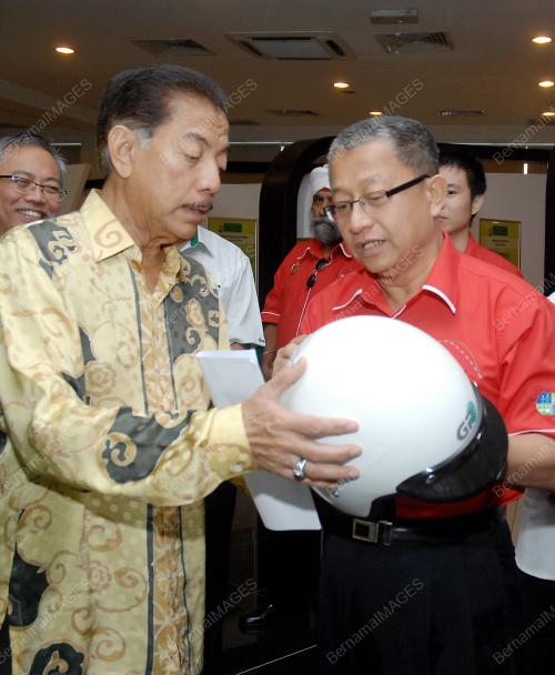 KEMPEN KESELAMATAN JALAN RAYA