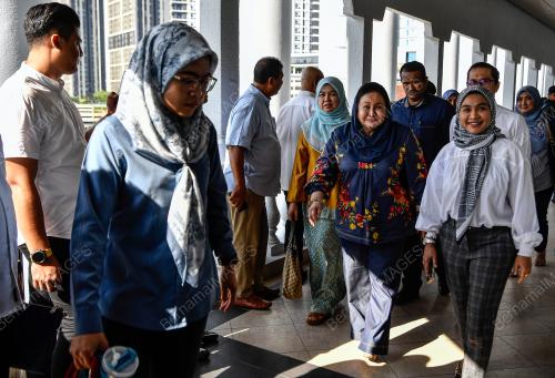 DATIN SERI ROSMAH MANSOR