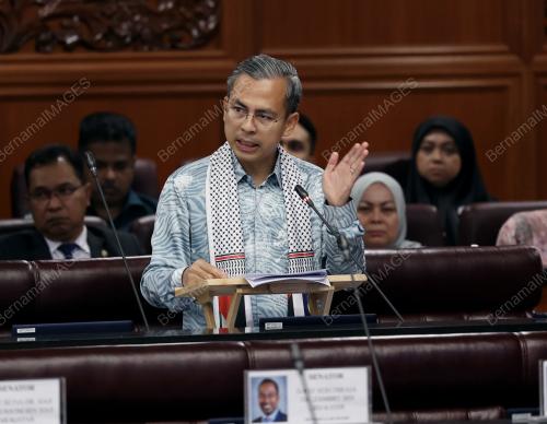 FAHMI FADZIL