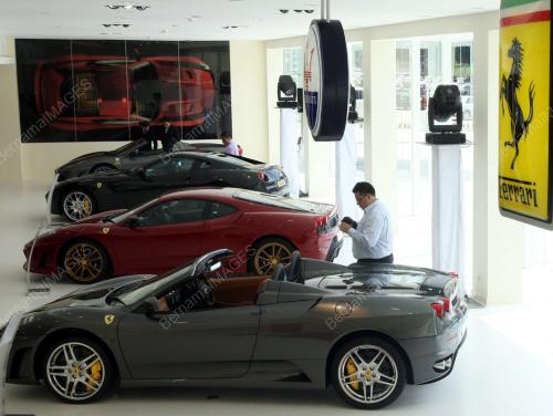PUSAT FERRARI & MASERATI