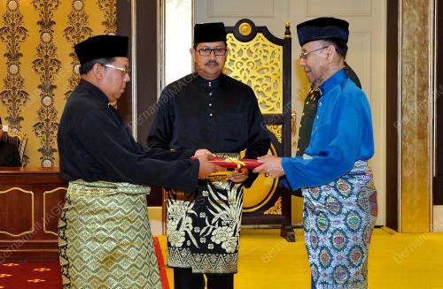 KL09_31032014_AGONG