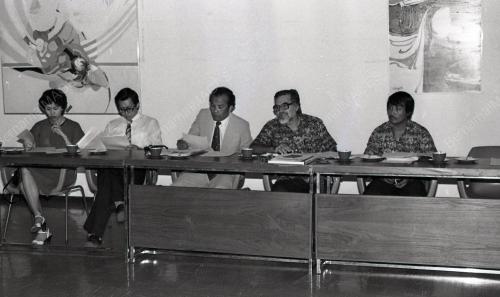 ANGKAT SUMPAH