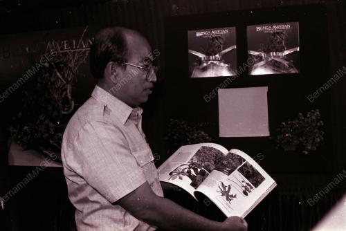 DATUK SERI SANUSI JUNID