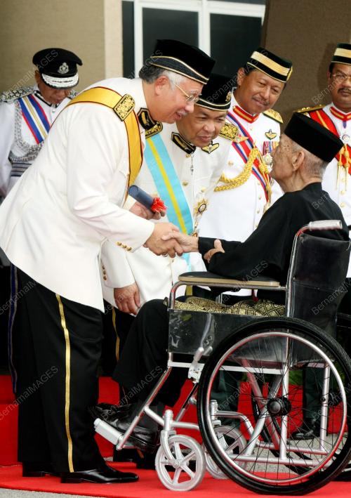 MOHD NAJIB ABDUL RAZAK
