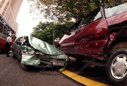KL10-020200_COLLISION_07012016