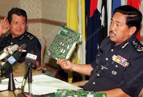 KL10-03_10_2000_NORIAN-JUDI_14012016
