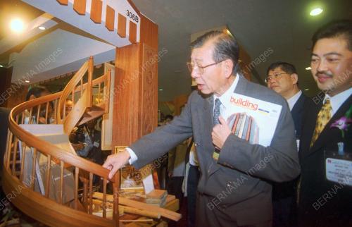 LIM KENG YAIK