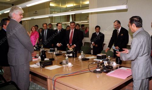 MAHATHIR