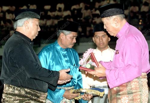 KL10-15_06_2000_AGONG-PINGAT_08012016