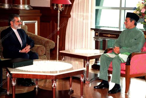 KL10-180200_PM-MENTERI_IRAN_07012016
