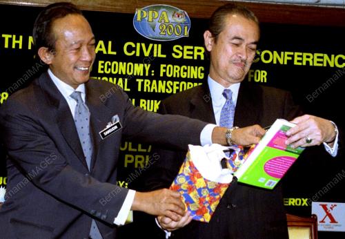 KL10-28_06_2001_BUKU_27012016