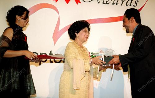 KL10-30_09_2000_ANUGERAH_SITI_13012016