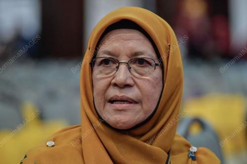 DATUK DR MOHD NA'IM MOKHTAR