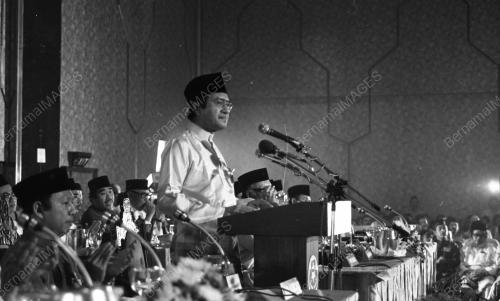 KL100_07072015_MESYUARAT_UMNO