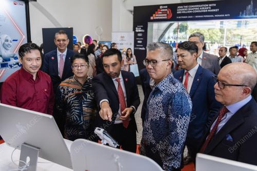 TENGKU DATUK SERI ZAFRUL ABDUL AZIZ