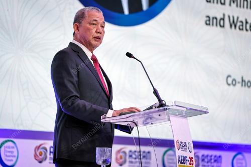 DATUK SERI FADILLAH YUSOF