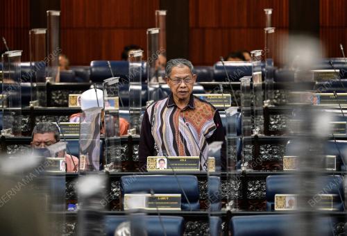 DATUK SERI MUSTAPA MOHAMED