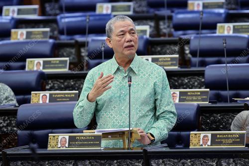DATUK SERI FADILLAH YUSOF