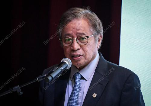 TAN SRI ABANG JOHARI TUN OPENG