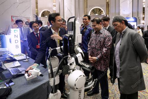 DATUK SERI RAFIZI RAMLI
