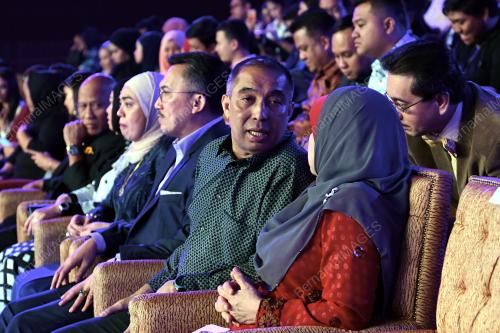 KL101_03112017_SKRIN_BN201711020144