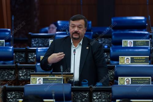 DATUK SERI AMIR HAMZAH AZIZAN