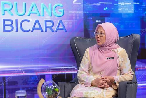 DR ZALIHA MUSTAFA