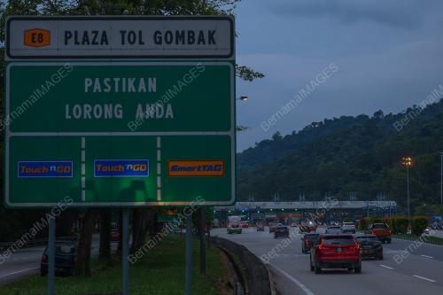 TINJAUAN ALIRAN TRAFIK