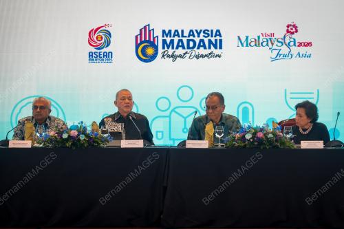 DATUK SERI FADILLAH YUSOF