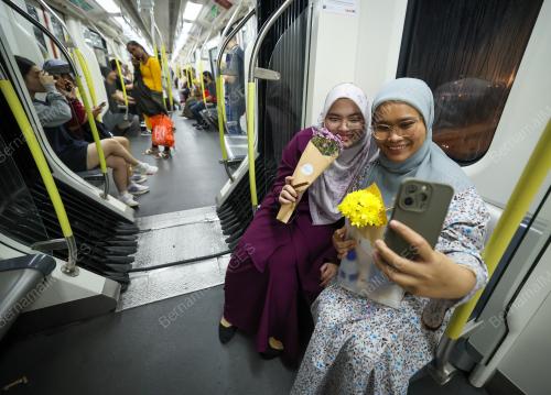 MAJLIS BERBUKA PUASA BERSAMA PENGIKUT MEDIA SOSIAL RAPID KL