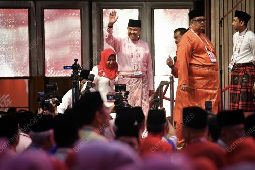 KL102_05122017_ZAHID_BN201711302922