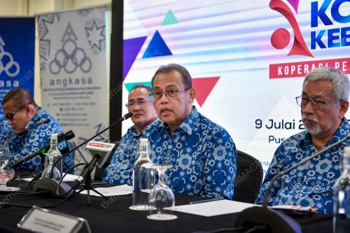 DATUK SERI DR ABDUL FATTAH ABDULLAH