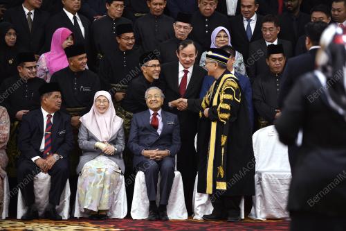 KL102_16072018_PARLIMEN