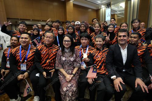 HANNAH YEOH
