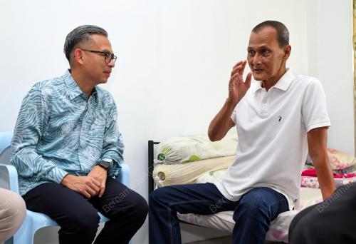 FAHMI FADZIL