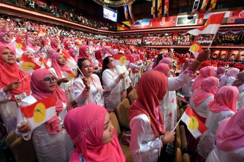 KL103_05122017_SAYAP