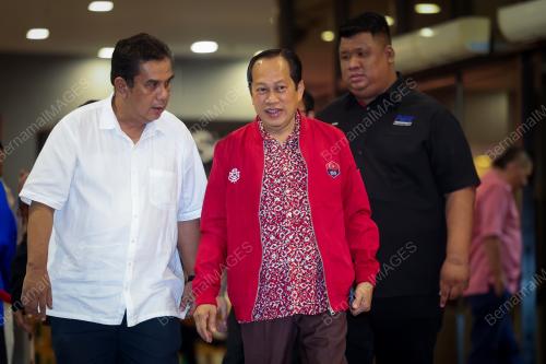 DATUK SERI AHMAD MASLAN